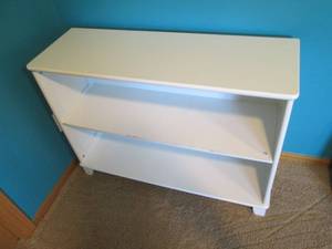 lot 37 image: 2 Shelf White Wood Stand 38X13X28...