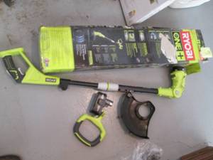 lot 100 image: Ryobi 18V One 12 Cordless String T...