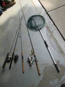 lot 127 image: Fishing Rods & Telescoping Net...