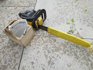 lot 159 image: Mcculloch Chainsaw With Box of Part...