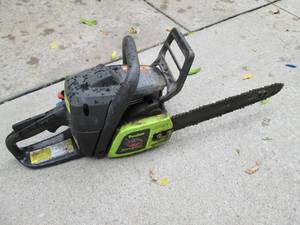 lot 161 image: Poulan Wood Shark Chainsaw...