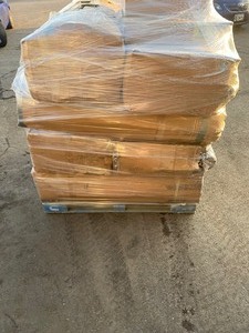 ASSORTED PALLET WITH FLOURESCENT BULBS ABOUT 4FT OR SO SEE PICS AND DESCRIPTION