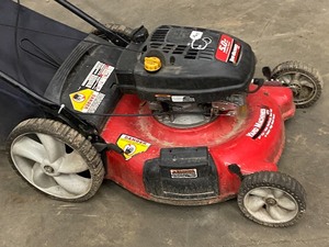 lot 17 image: MTD Yard Machines Push Mower