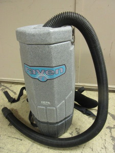 lot 332 image: RAVEN BACKPACK VACUUM CLEANER