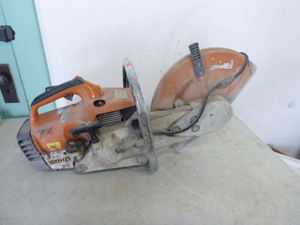 lot 11 image: Stihl Cutting Off Machine