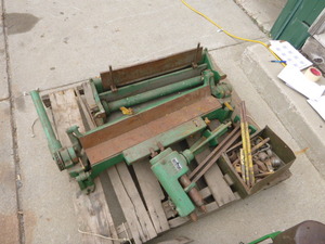 lot 27 image: Pexto Metal Breaks (Bead Rollers) and CrimpingBeading Machine