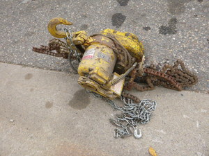 lot 28 image: Boustead Electric Chain Hoist