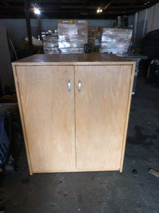 lot 31 image: Wood Cabinet