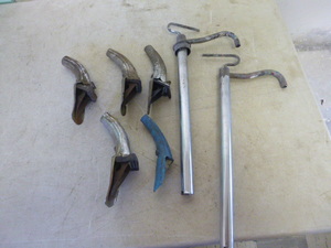 lot 52 image: Oil Spouts
