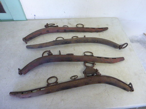 lot 54 image: 4 Harms