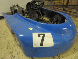 lot 402 image: RACING GO-KART