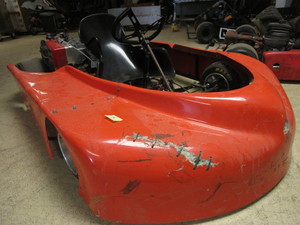 lot 404 image: RACING GO-KART