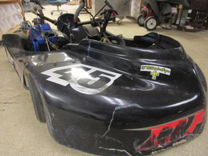 lot 405 image: RACING GO-KART