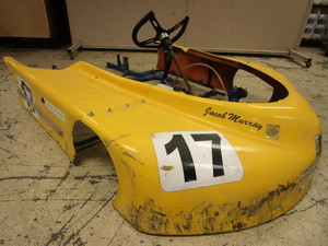 lot 409 image: RACING GO-KART BODYFRAME, WITH LEGEND RACING CHASSIS