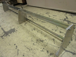 lot 418 image: PIT PAL RACING GO-KART TELESCOPING TIRE RACK