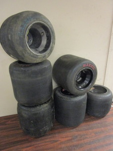 lot 430 image: MAXXIS GO-KART RACING TIRES AND DWT RIMS