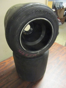 lot 438 image: MAXXIS GO-KART RACING TIRES WITH RIMS