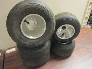 lot 441 image: DURO GO-KART RACING TIRES WITH RIMS