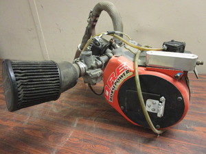 lot 460 image: RACING GO-KART ENGINE