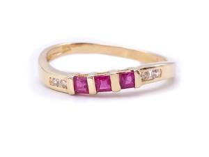 Radiant Red Ruby and Diamond Estate Ring in 14k Yellow Gold $1850 Retail