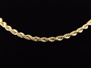 lot 51 image: 14k Yellow Gold Twisted Rope Necklace