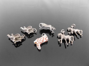 lot 60 image: Lot of .925 Sterling Silver Charms