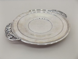 lot 68 image: Antique Bagley and Company .925 Sterling Silver 9 Platter