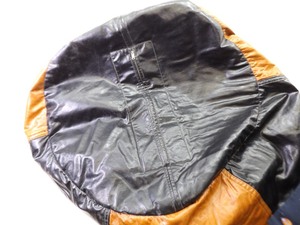 lot 84 image: Authentic 1970s Bean Bag Chair