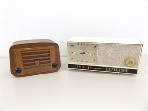 lot 97 image: 2 Vintage Tube Radios
