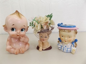 lot 18 image: Lot of 3 Vintage Porcelain Head Vases