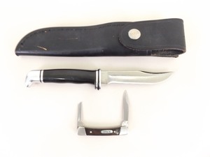 lot 26 image: Buck #705 and #102 in Sheath Knives