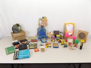 lot 48 image: Lot of Misc. Vintage Toys, Games, etc.