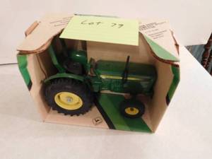 John Deere Utility Tractor 116 Scale