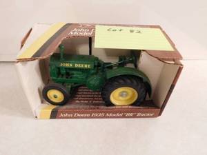 John Deere Model BR 1935 Tractor 116 Scale