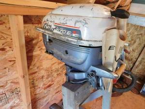 Evinrude 3 HP Folding Duck Twin Out Board Motor