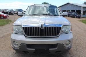 2004 Lincoln Navigator AWD