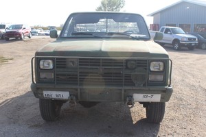 lot 6501 image: 1985 Chevrolet D30 Military Postal Unit