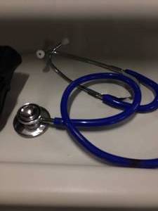 lot 33 image: Blood Pressure Monitor With Stethoscope