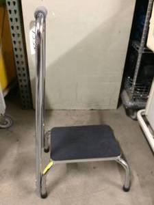 lot 55 image: Medical Step Stool with Handrail