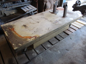 Globe Electric Lift Table
