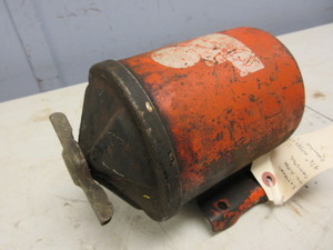 lot 551 image: EXTERNAL OIL FILTER CANISTER