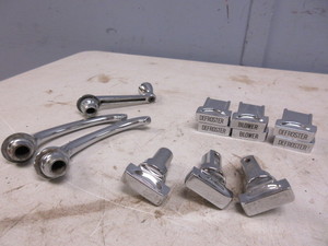 lot 599 image: 1941-1948 BUICK DASH CONTROLS AND INTERIOR DOOR HANDLES