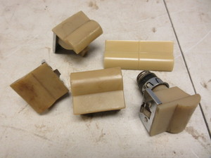 lot 600 image: 1940 BUICK DASH HANDLES AND LIGHTER