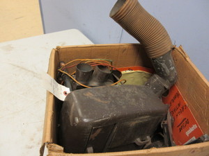 lot 576 image: 1939-1941 CADILLAC HEATER