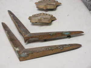 lot 584 image: 1953 CADILLAC CRESTS & VEES