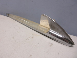 lot 586 image: 1941 OLDSMOBILE HOOD ORNAMENT