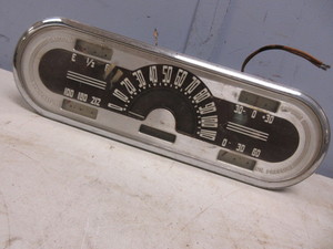 lot 592 image: 1941-1948 SPEEDOMETER AND GAUGES