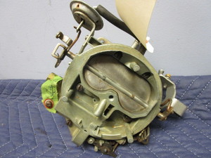 lot 635 image: 1961-1967 MOPAR STROMBERG WWC CARBUERATOR