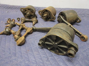 lot 640 image: 1936 FORD FRONT, REAR SHOCKS AND SHOCK LINKS