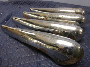 lot 657 image: 1940 BUICK FRONT BUMPER GUARDS